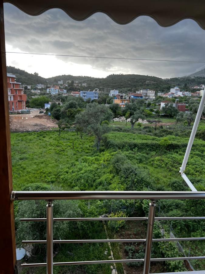 Ilias Family Rooms Himarë Dış mekan fotoğraf