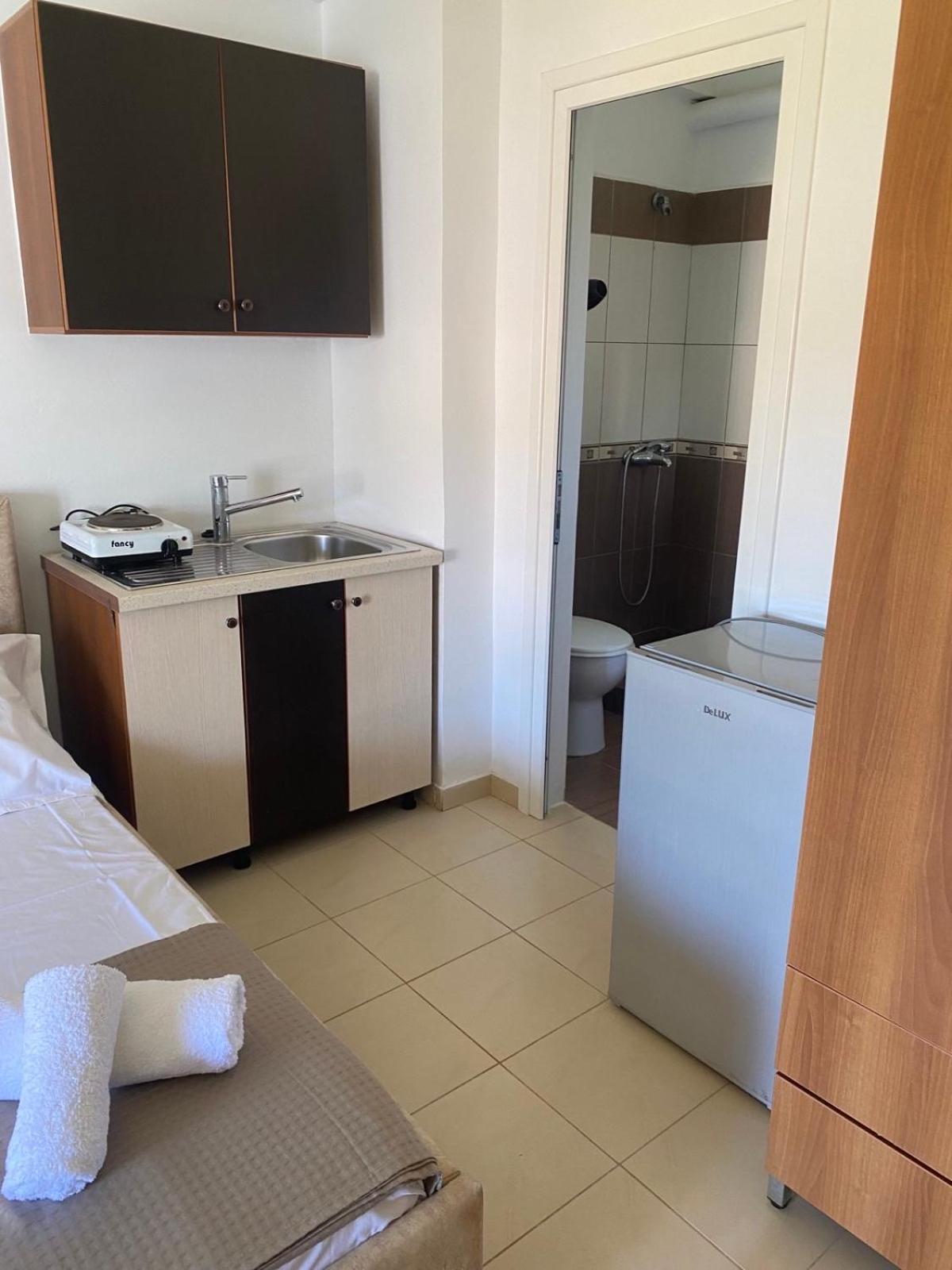 Ilias Family Rooms Himarë Dış mekan fotoğraf